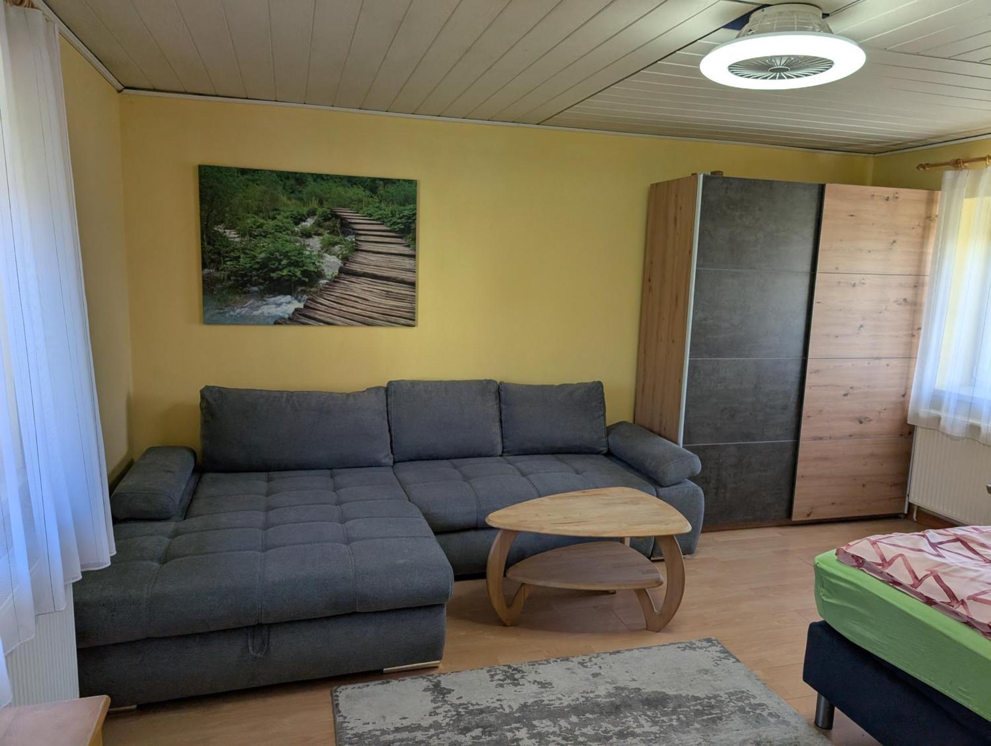 Haus Alexander Apartment Грац Екстериор снимка