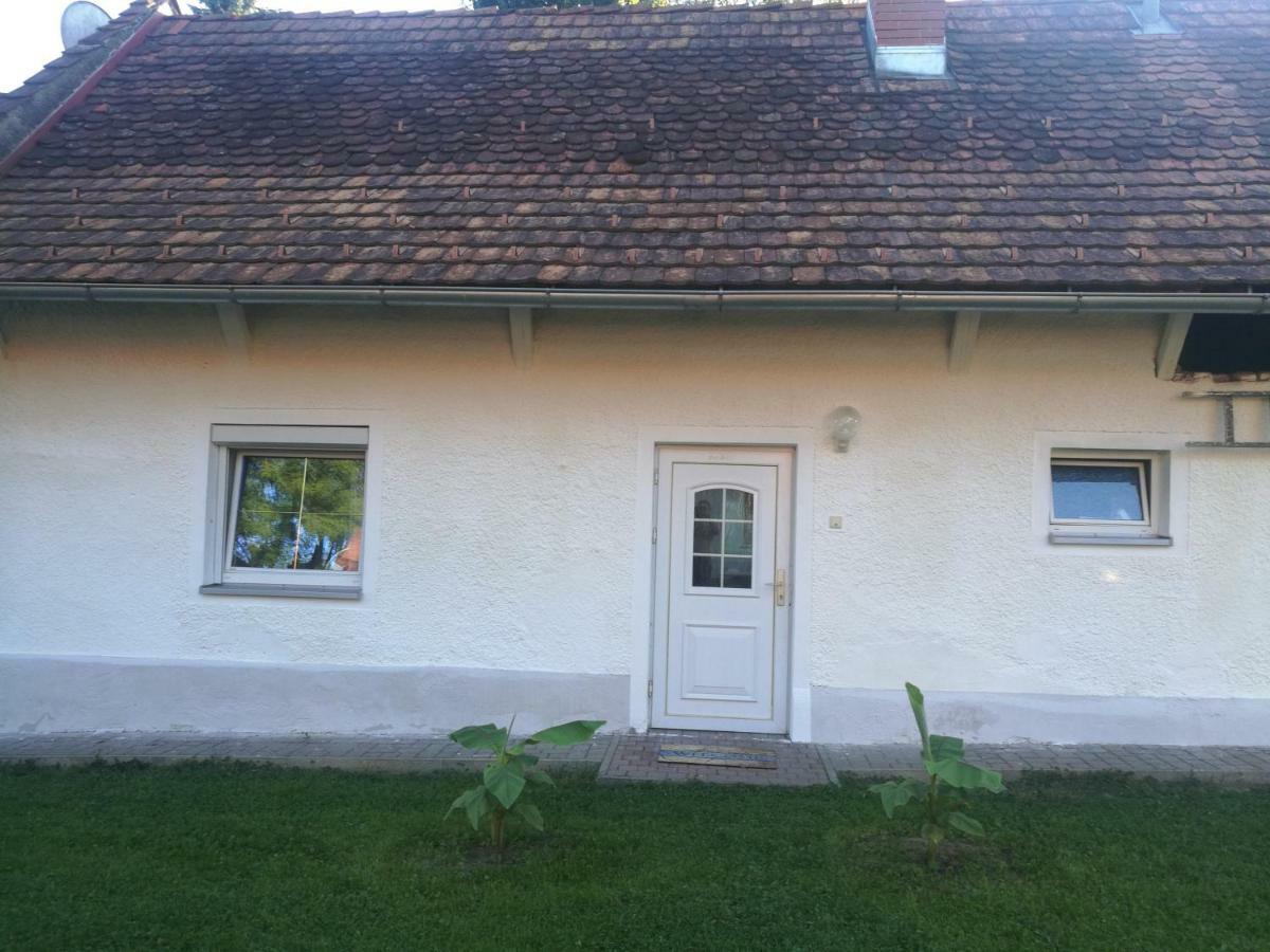 Haus Alexander Apartment Грац Екстериор снимка